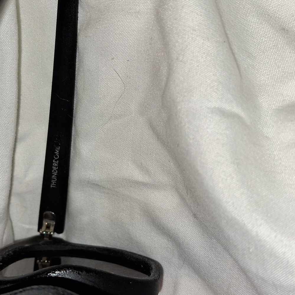 Le Specs Sunglasses - Picture 4 of 7
